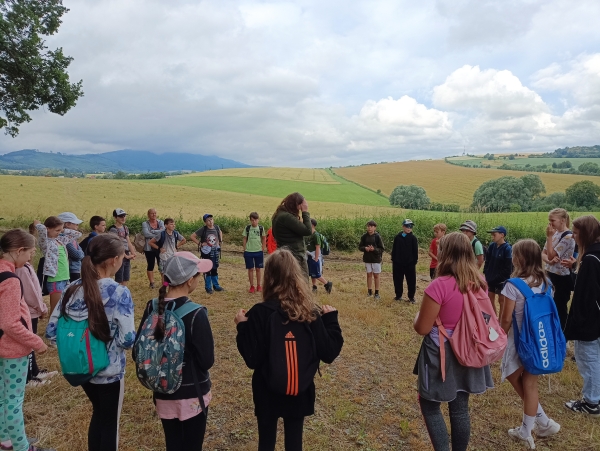 Vycházky s lesní pedagogikou – ZŠ a MŠ Loučka